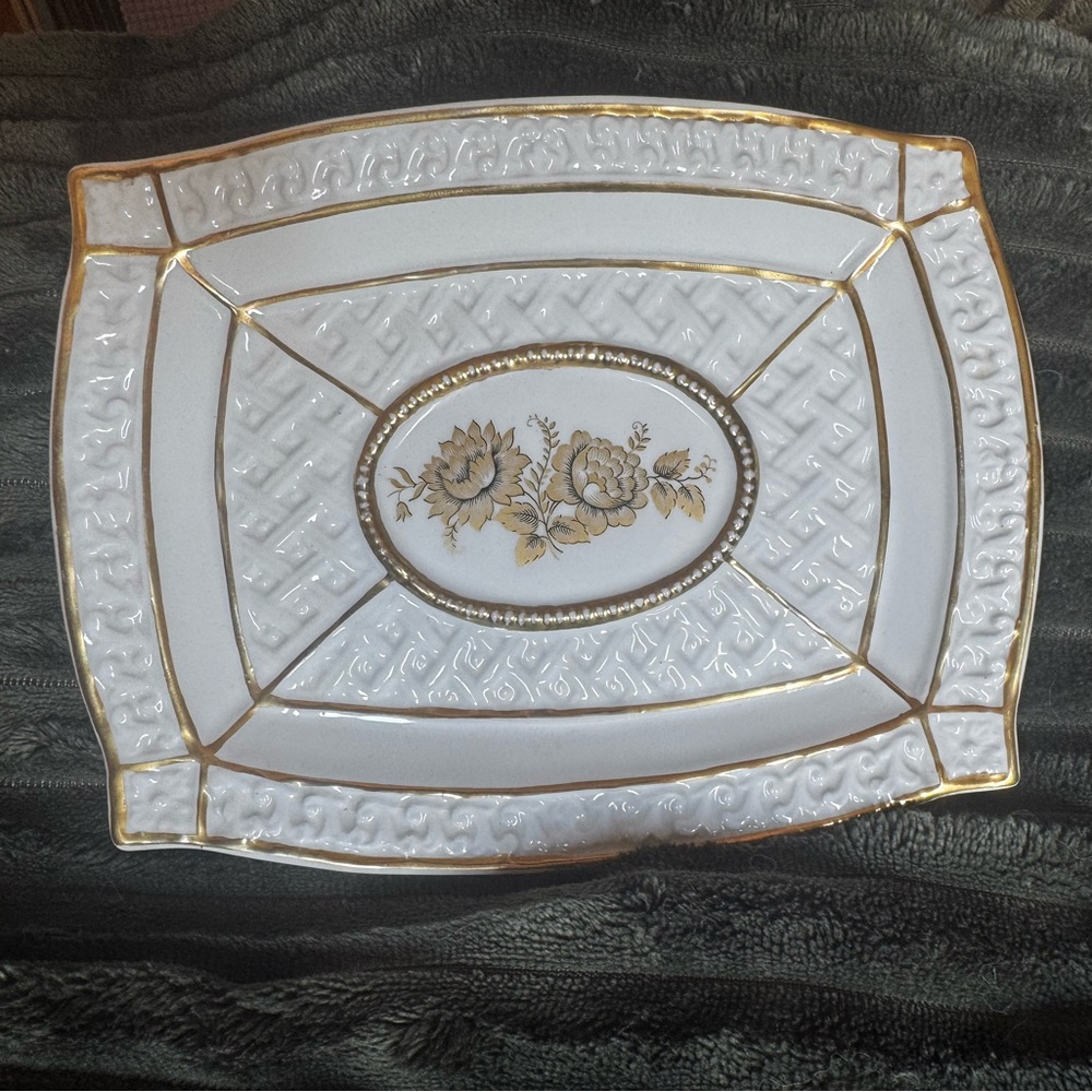 Vintage Basket Weave Trinket Tray